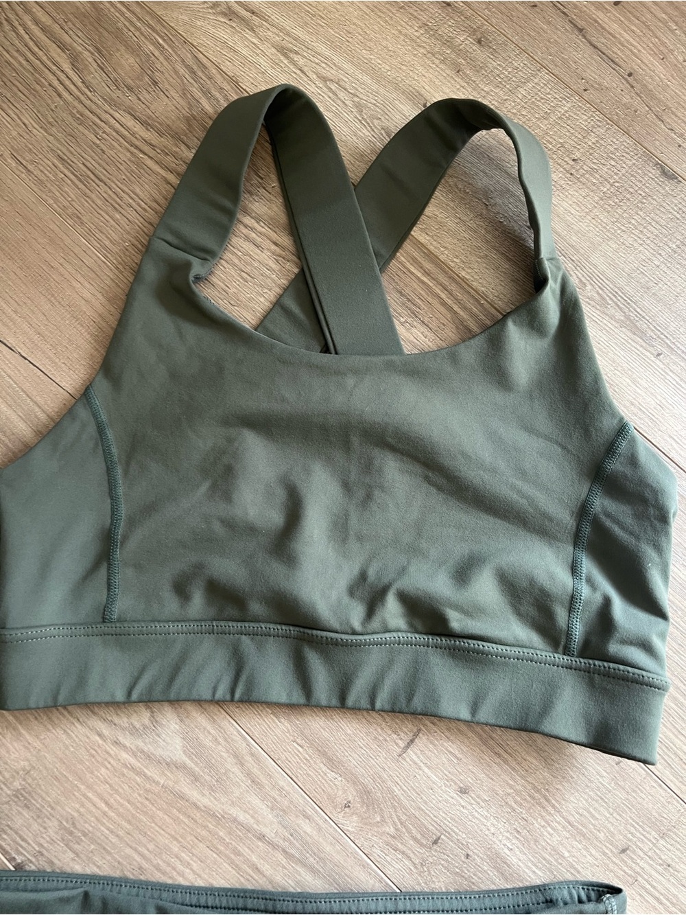 Glyder Workout Set Size Large - Picture 3 of 4